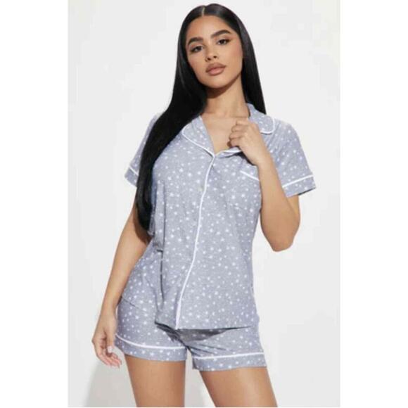 Roudelain Grey Buttonup Collared Star Print Piped Edges Shorts Pajama Set L - Picture 1 of 10